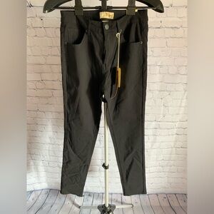 NWT Stretchy Black Skinny Jeggings